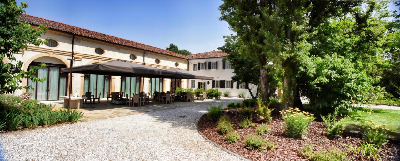 Hotel Ristorante Magia del Brenta Fiesso dʼArtico Esterno foto