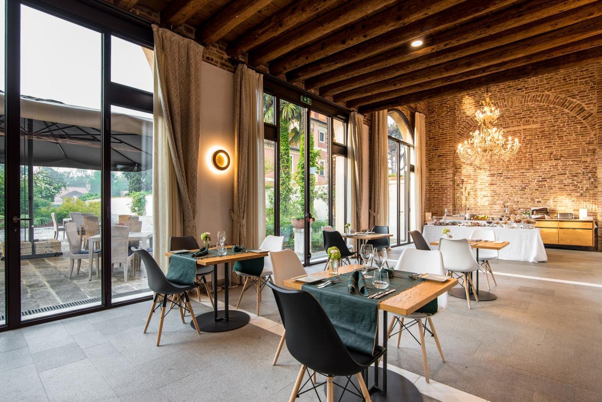 Hotel Ristorante Magia del Brenta Fiesso dʼArtico Esterno foto